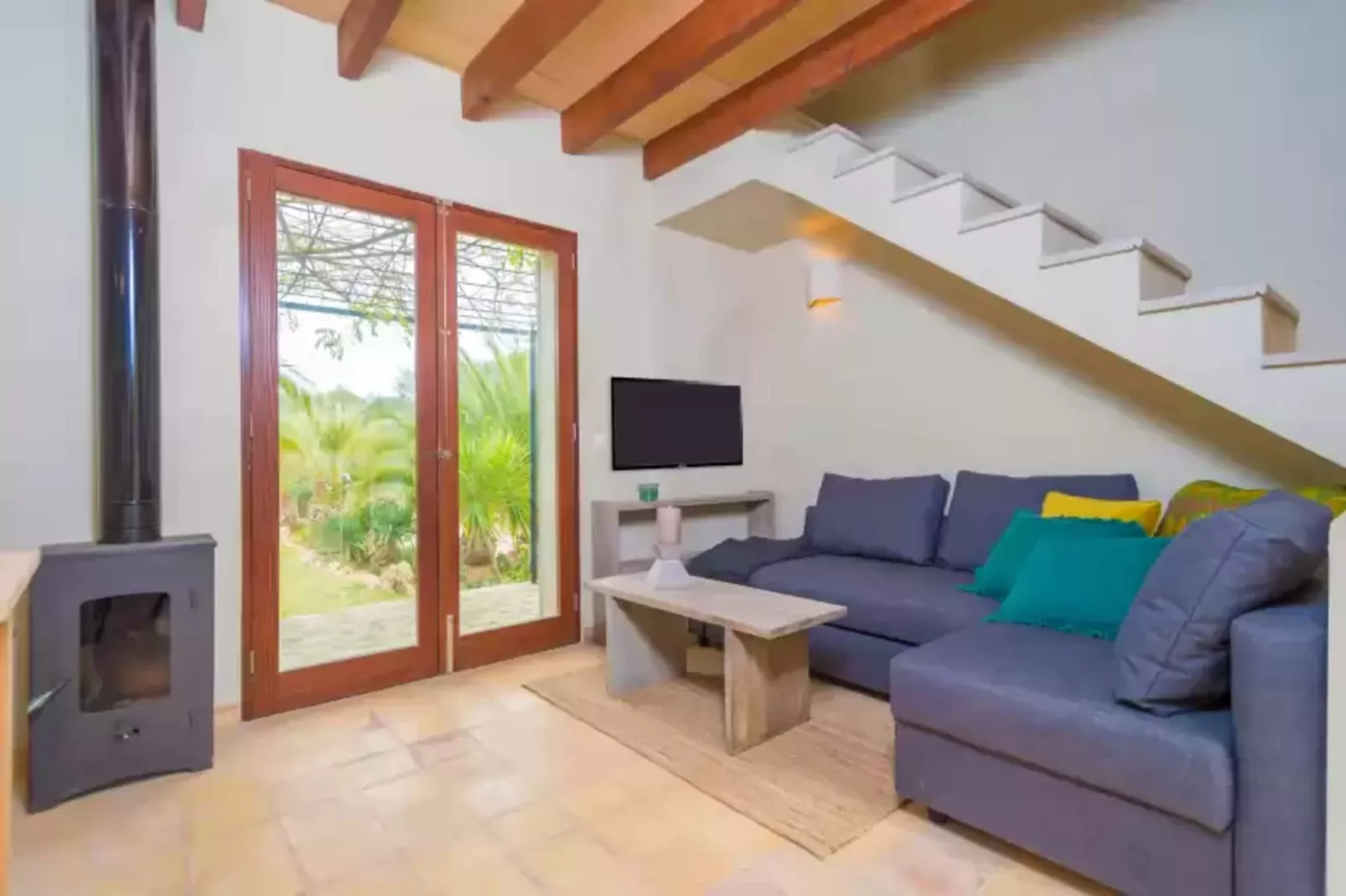 Can Pina - Eco Redonda 1 --Living room