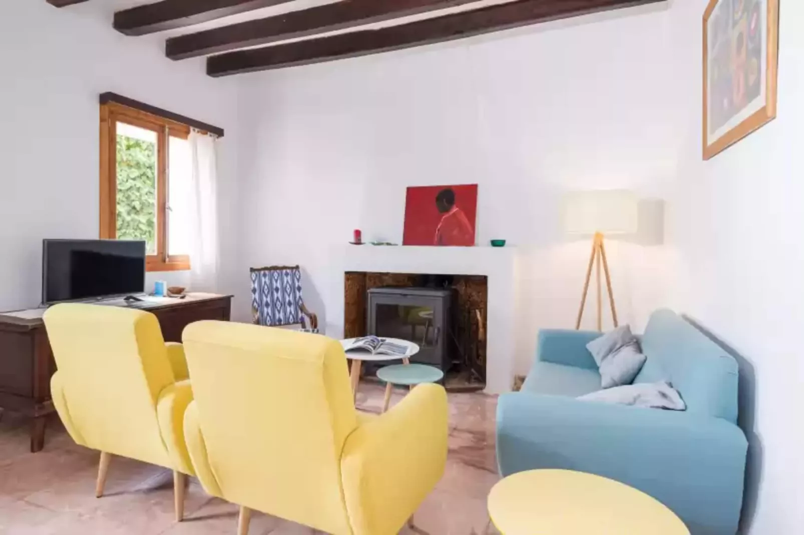 Can BessÓ Mancor De La Vall-Living room