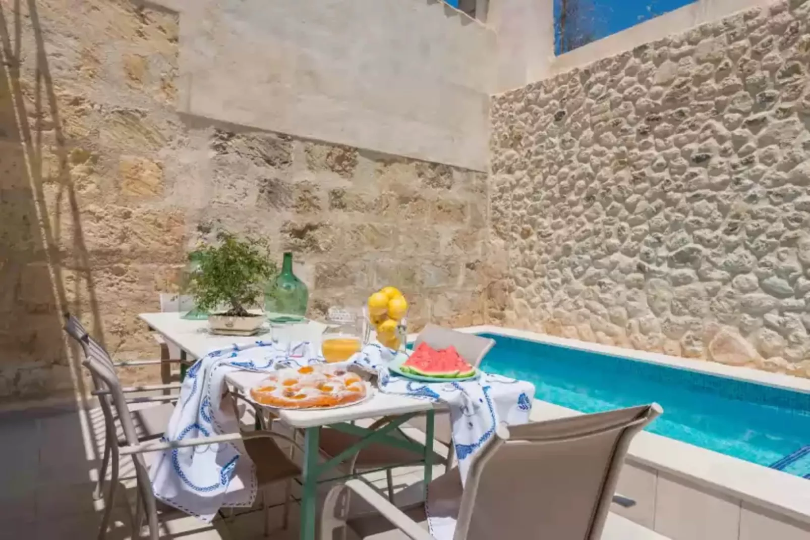 Can Diana-Balcon-terrasse