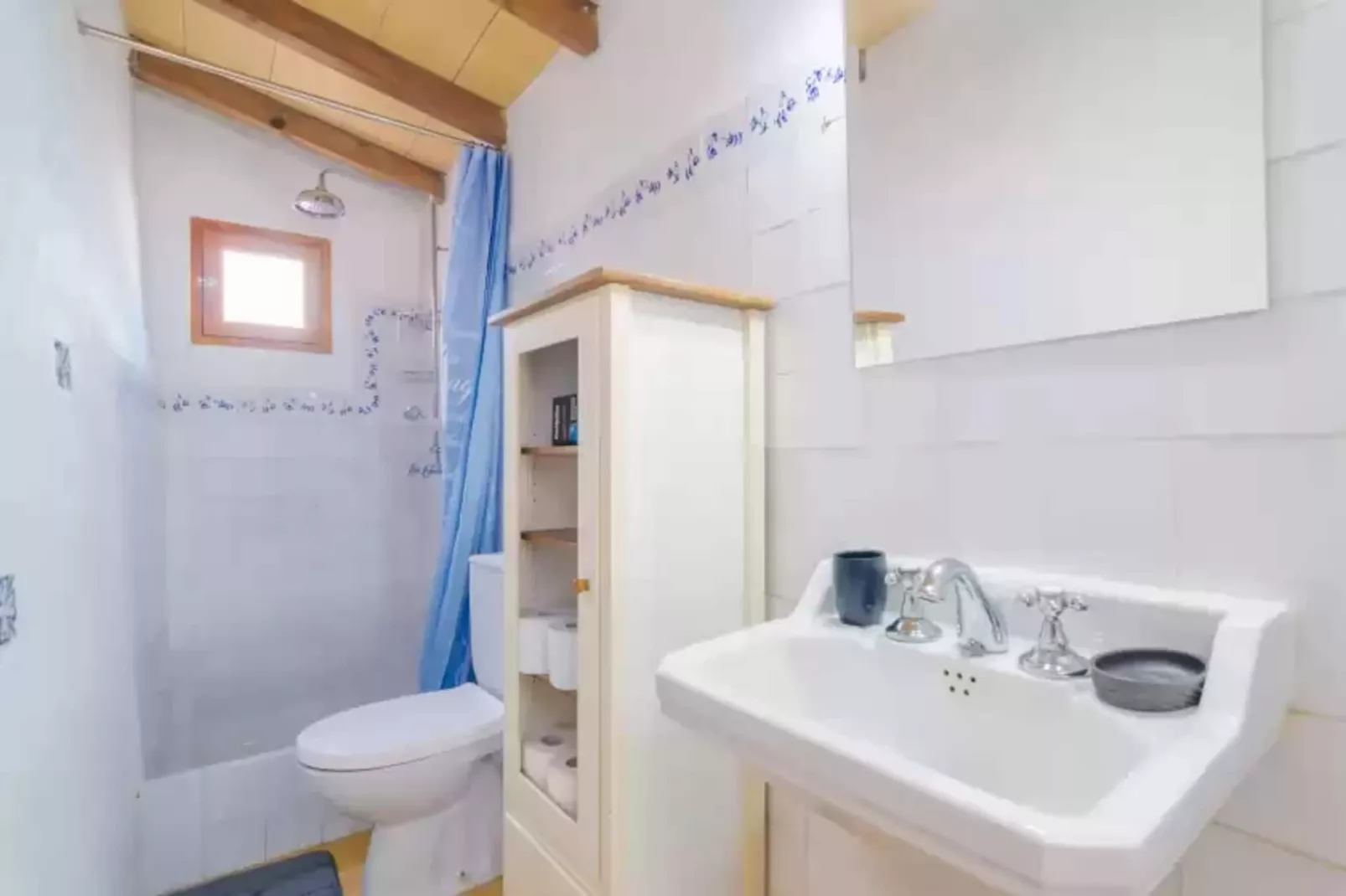 Sa Rota (den Joan Porrerenc)-Bathroom