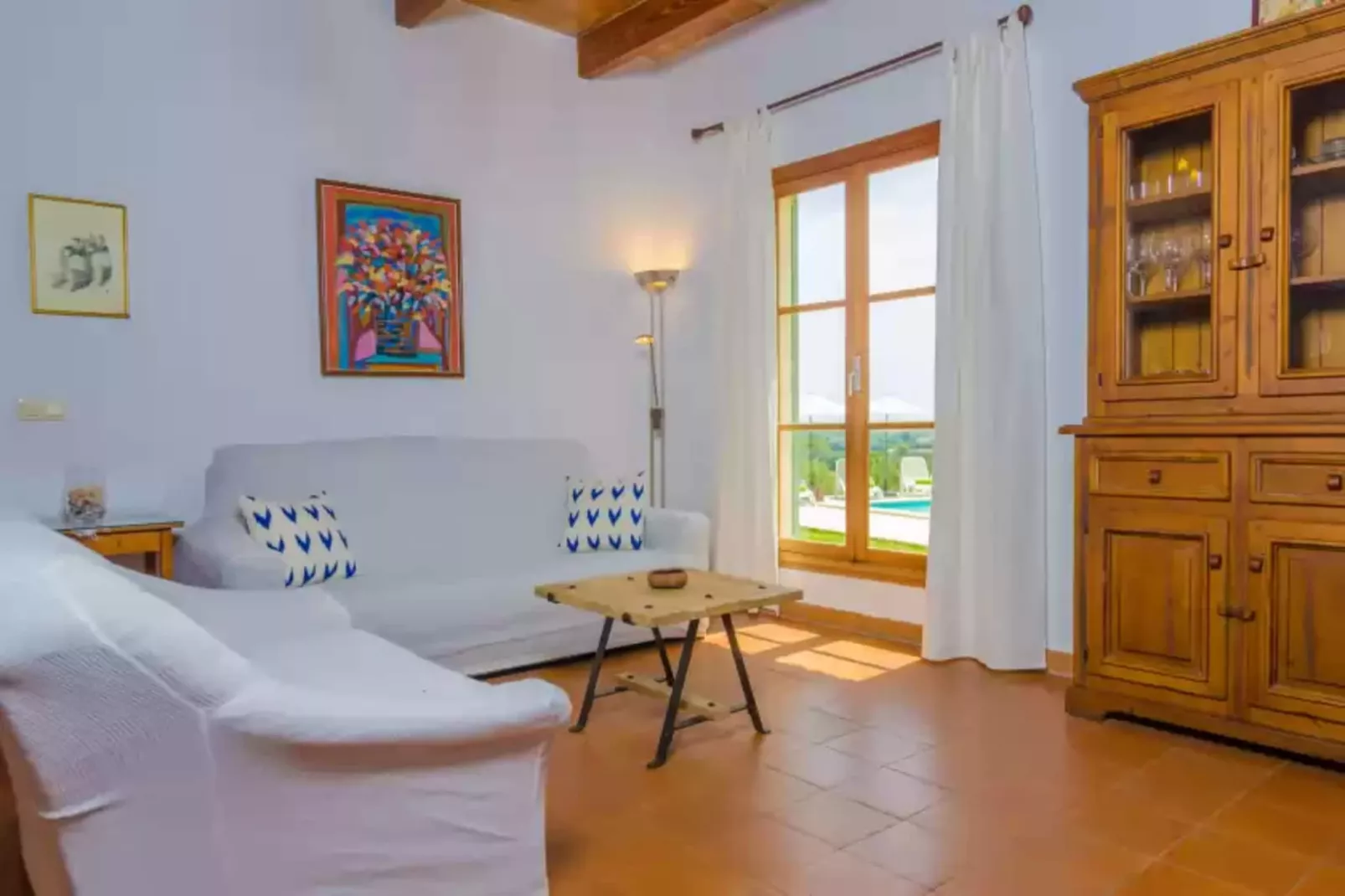 Son Mora-Living room