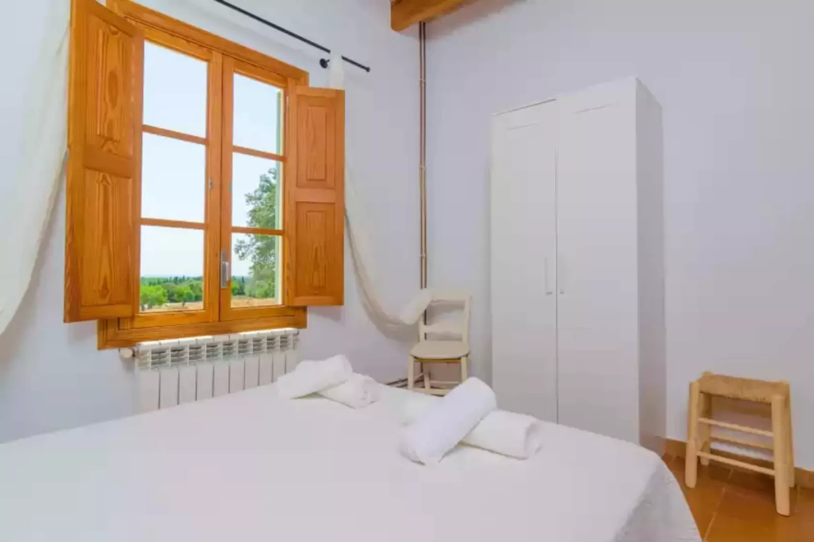 Son Mora-Bedroom