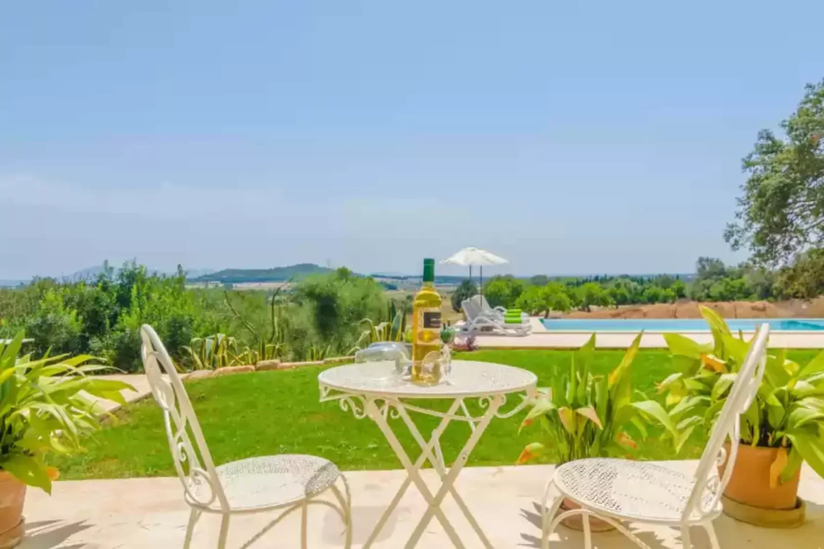 Son Mora-Gardens summer