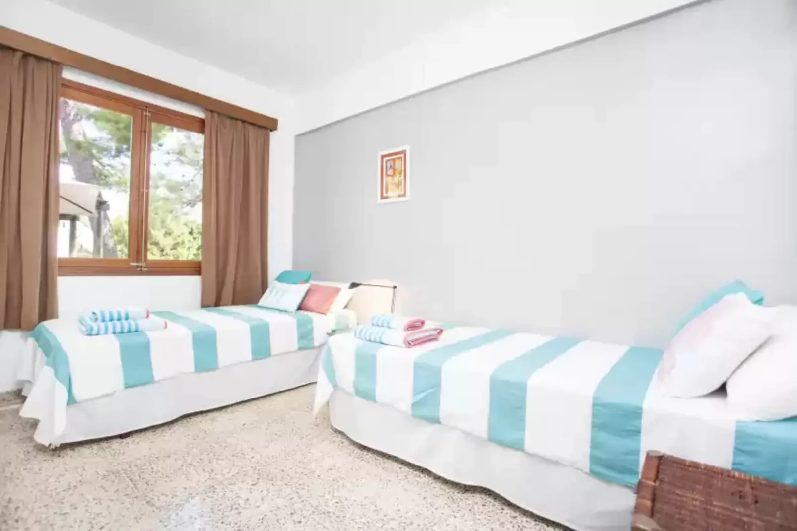 Ombra De Pins-Bedroom