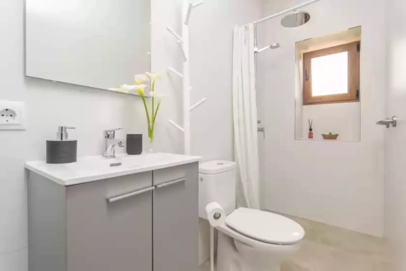 Sa Punta (sa Punta Bertumins)-Bathroom
