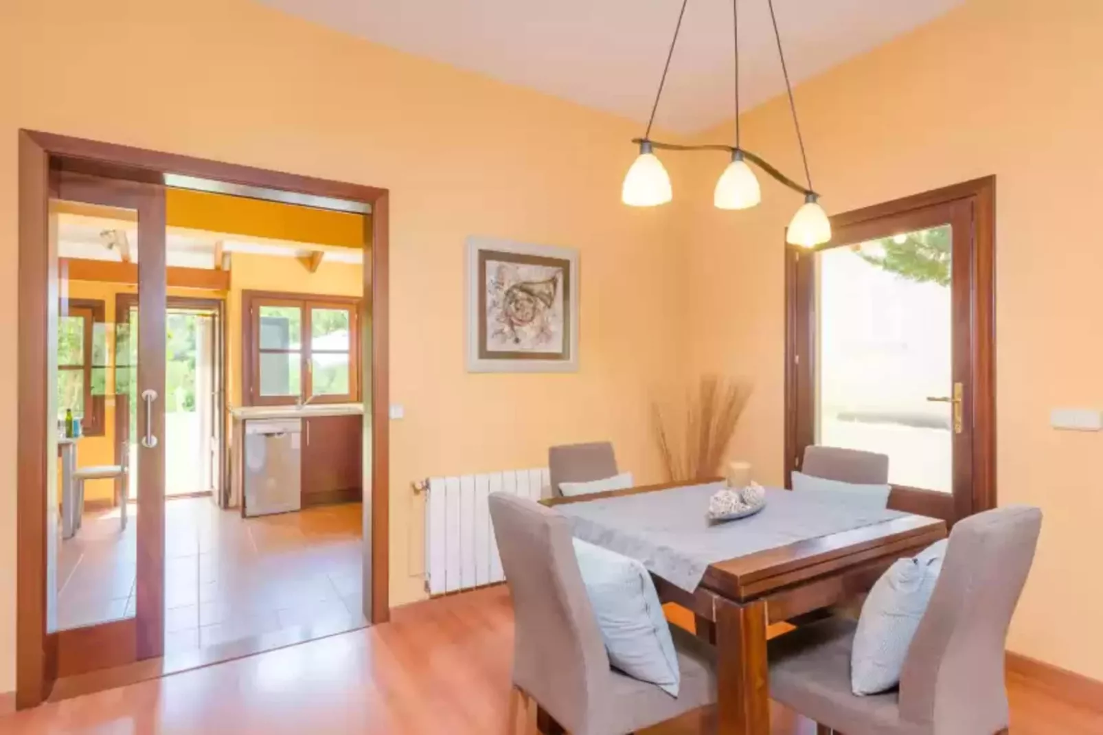 Rudy-Dining room