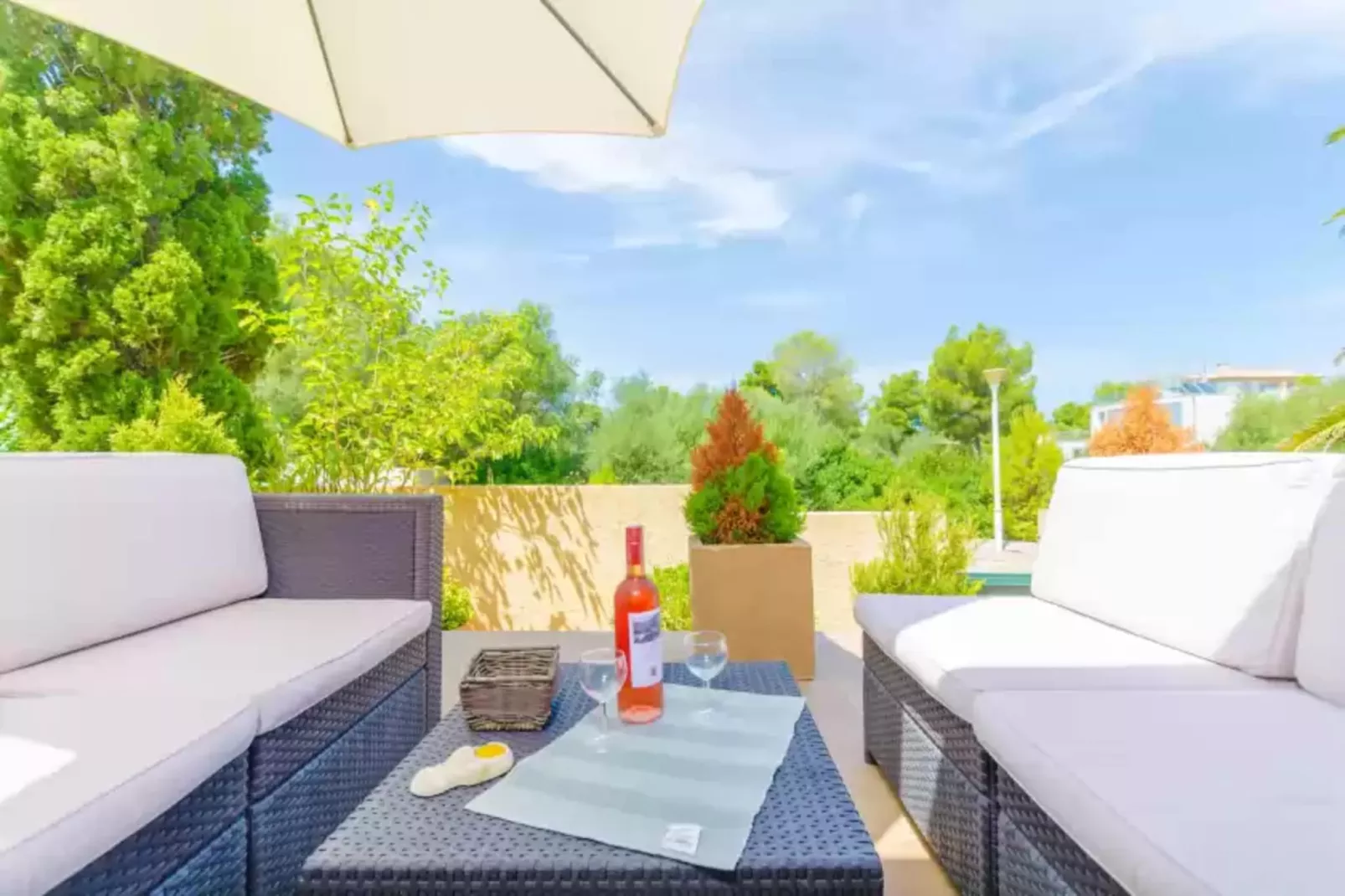 Rudy-Terrace balcony
