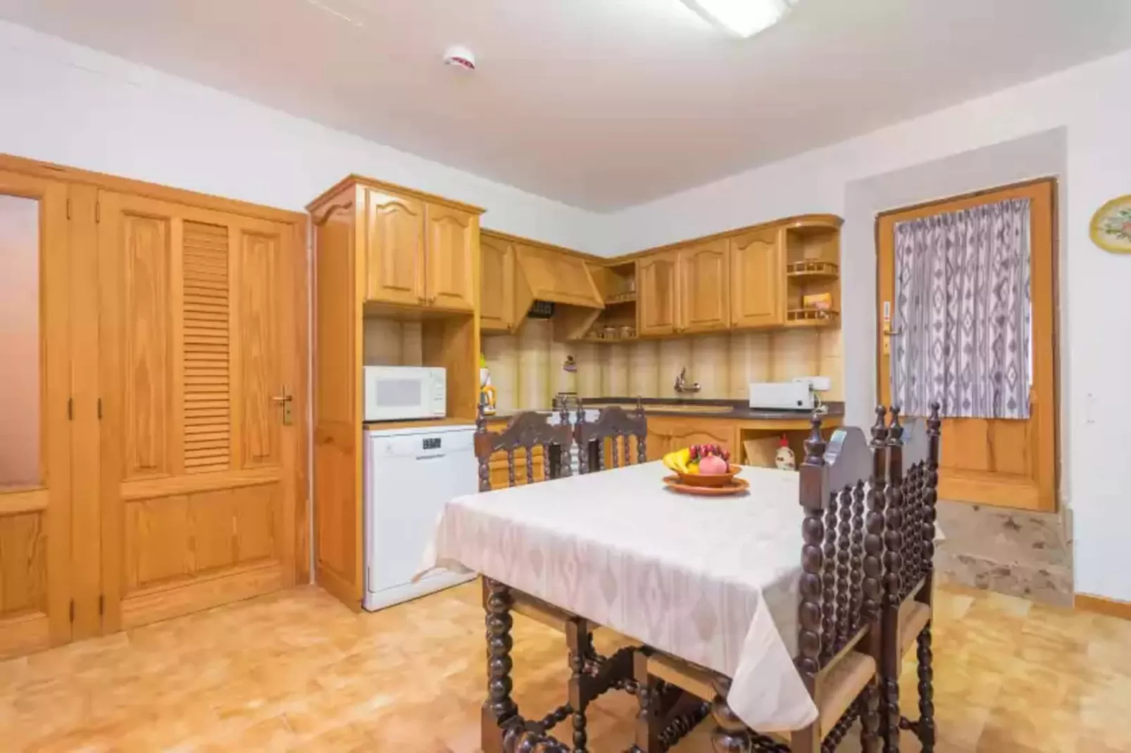 Can Salvador-Kitchen