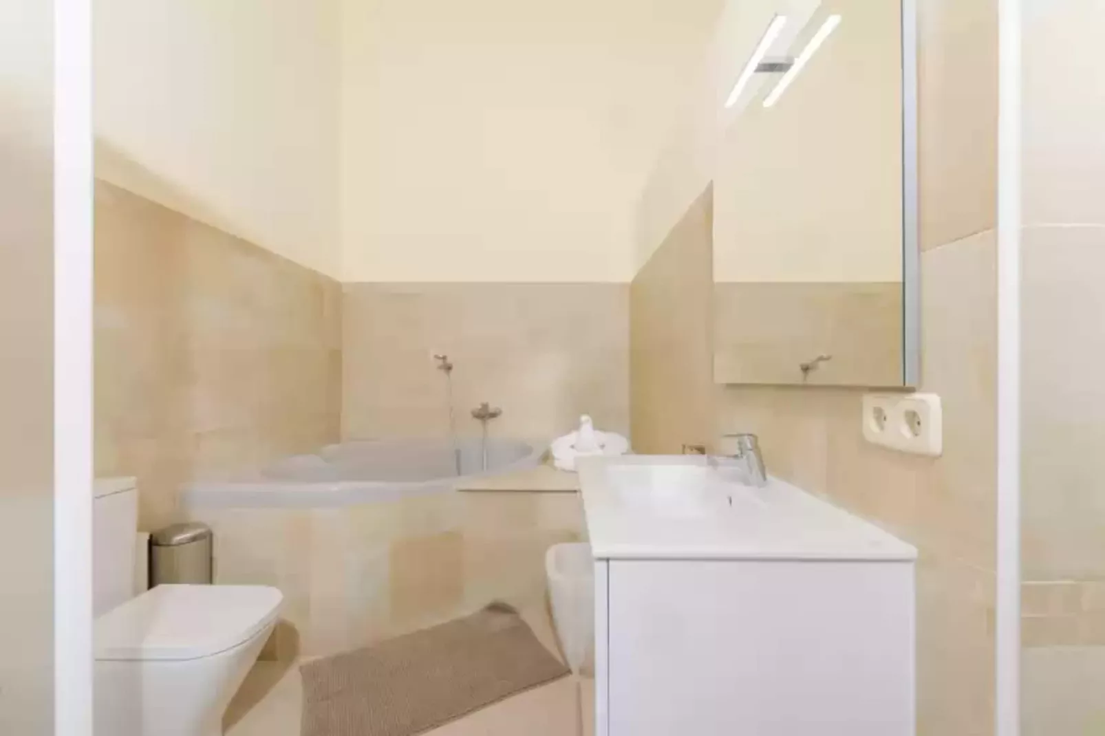 Cas Padri-Bathroom