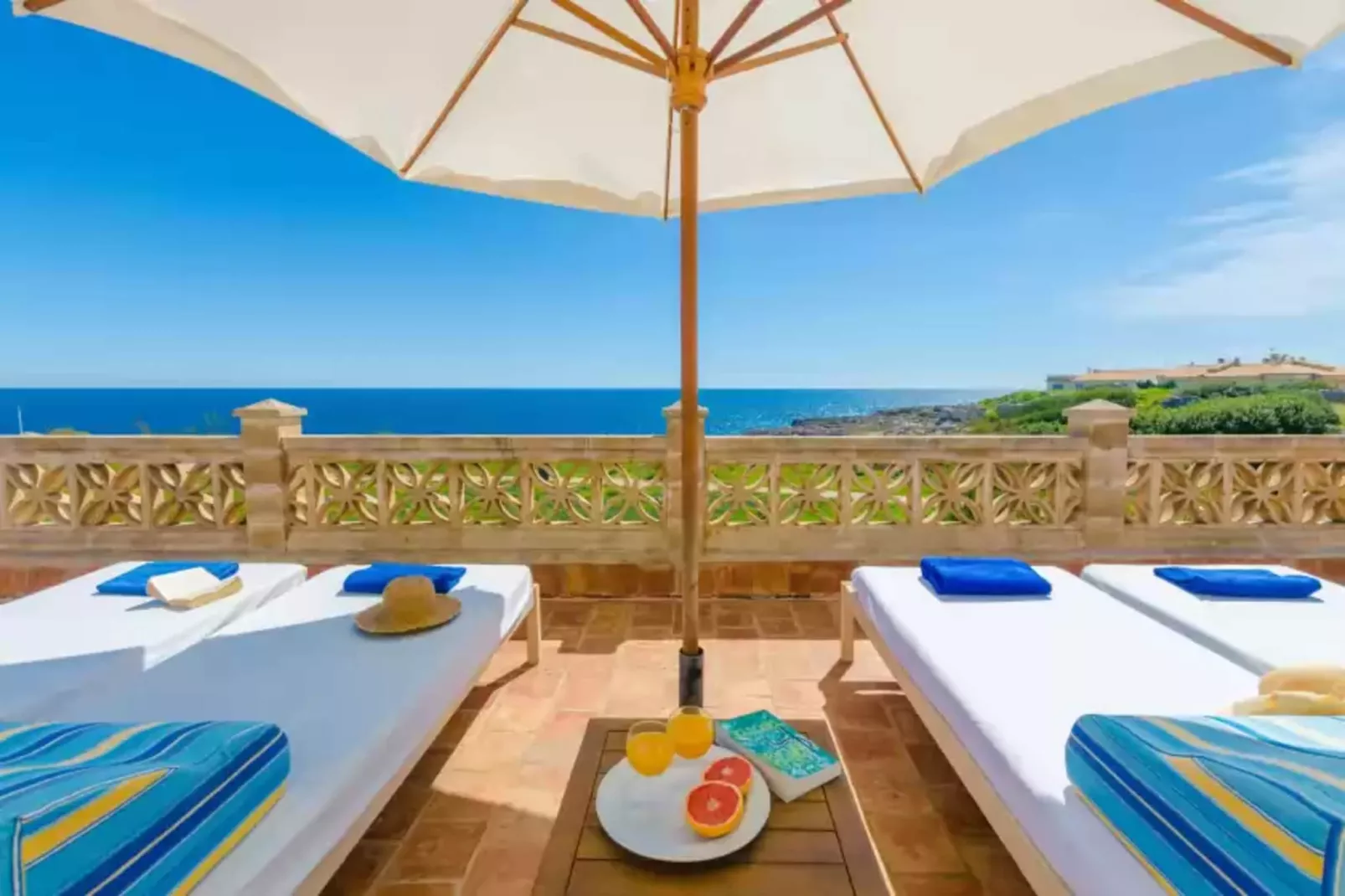 Can Rosito-Terrace balcony