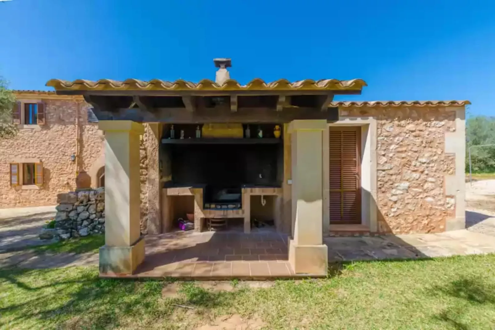 Son Fumat-Exterior summer