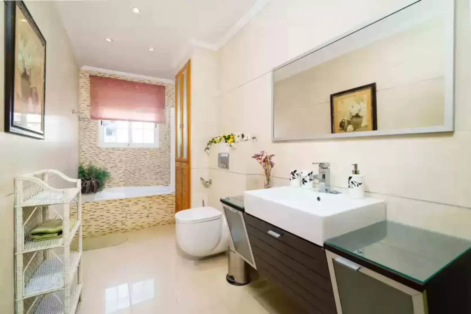 Gladiolo-Bathroom