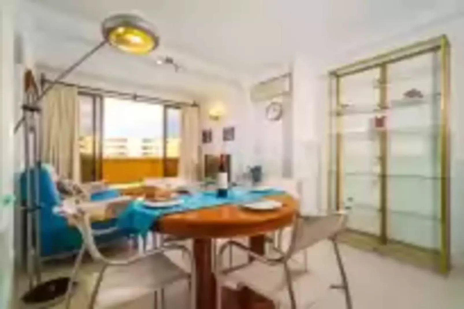 Zeus-Dining room