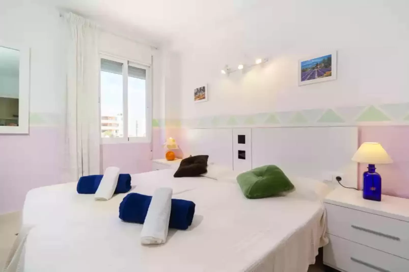 Zeus-Bedroom