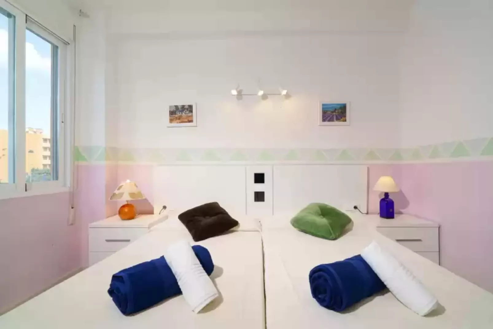 Zeus-Bedroom
