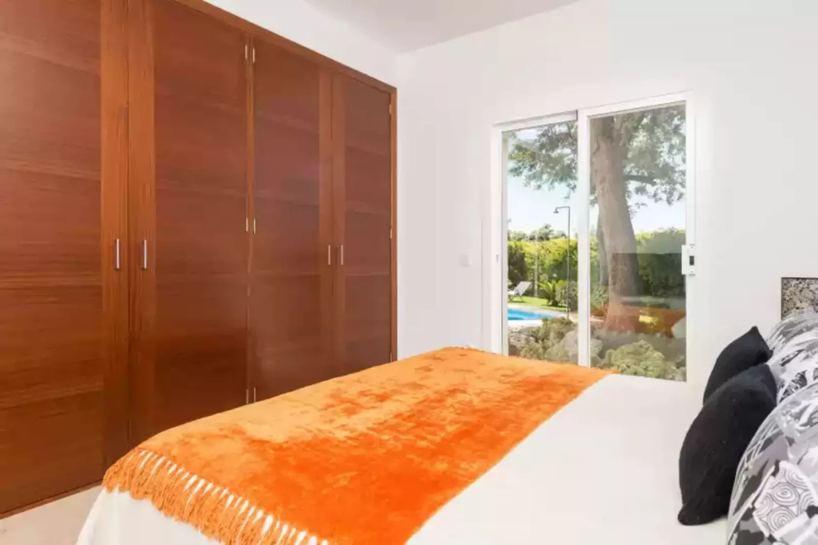 Talaiot 25-Bedroom