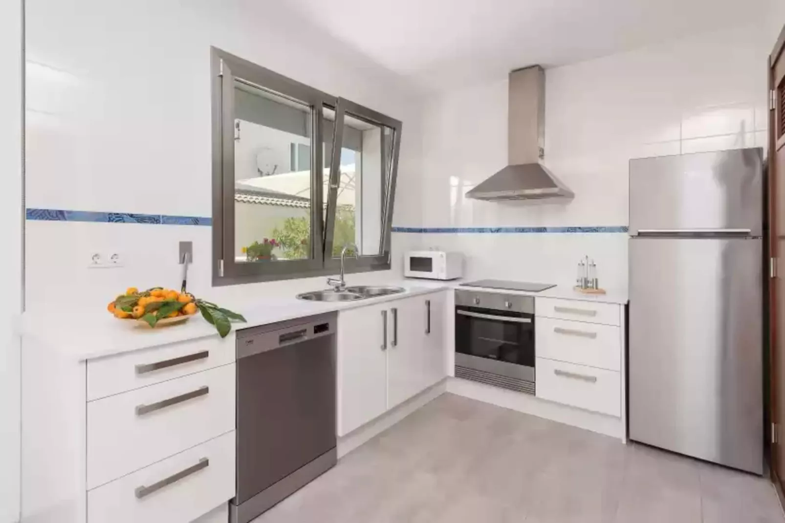 Formentera 1-Kitchen
