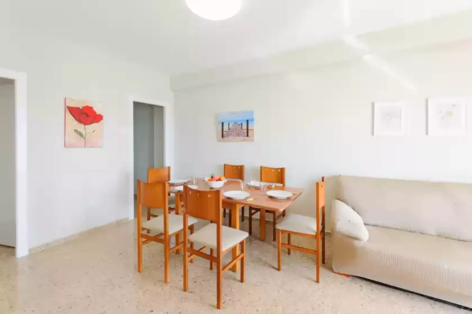 Turia-Dining room