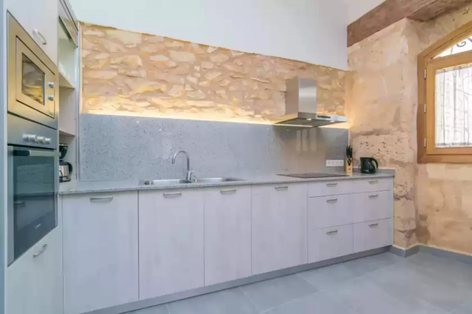 Can Tianet-Kitchen