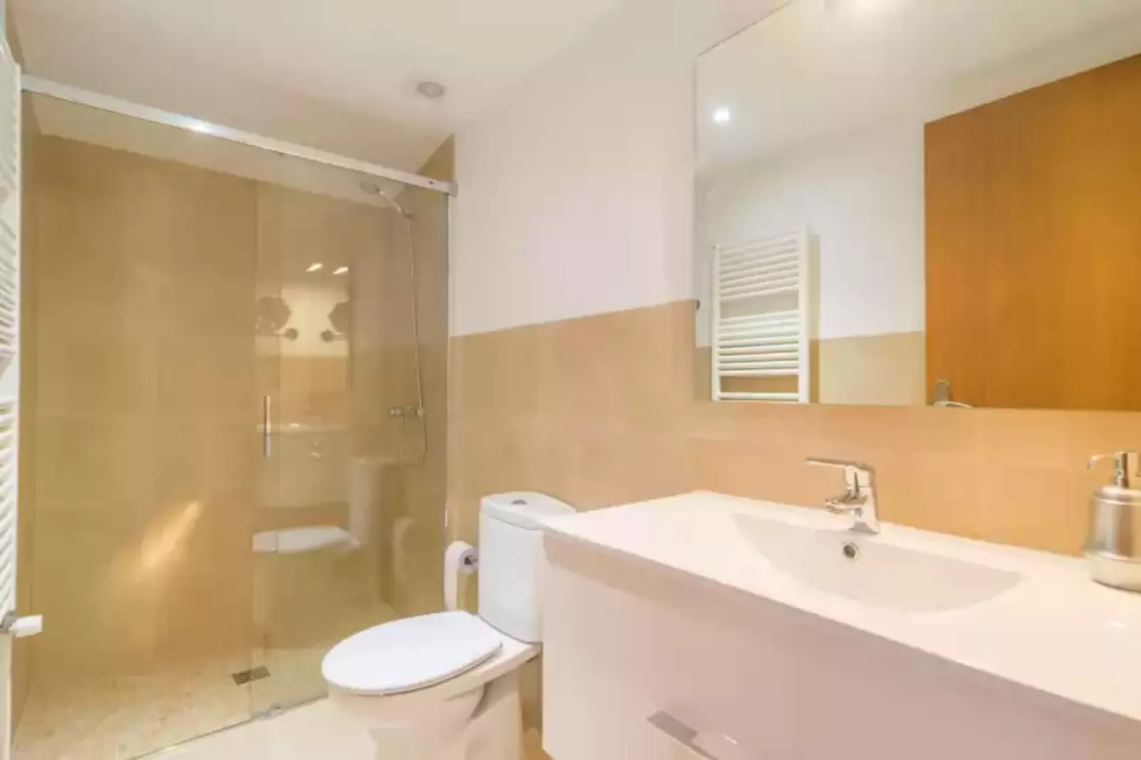 Can Tianet-Bathroom