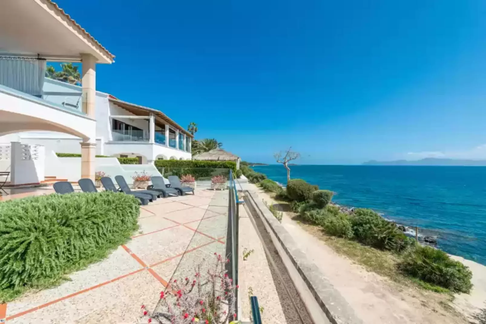 Villa Can Torrens-Terrace balcony