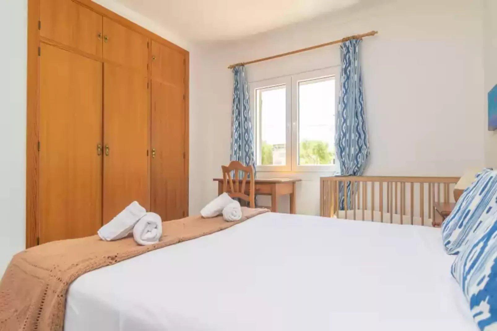Casa Aina-Bedroom