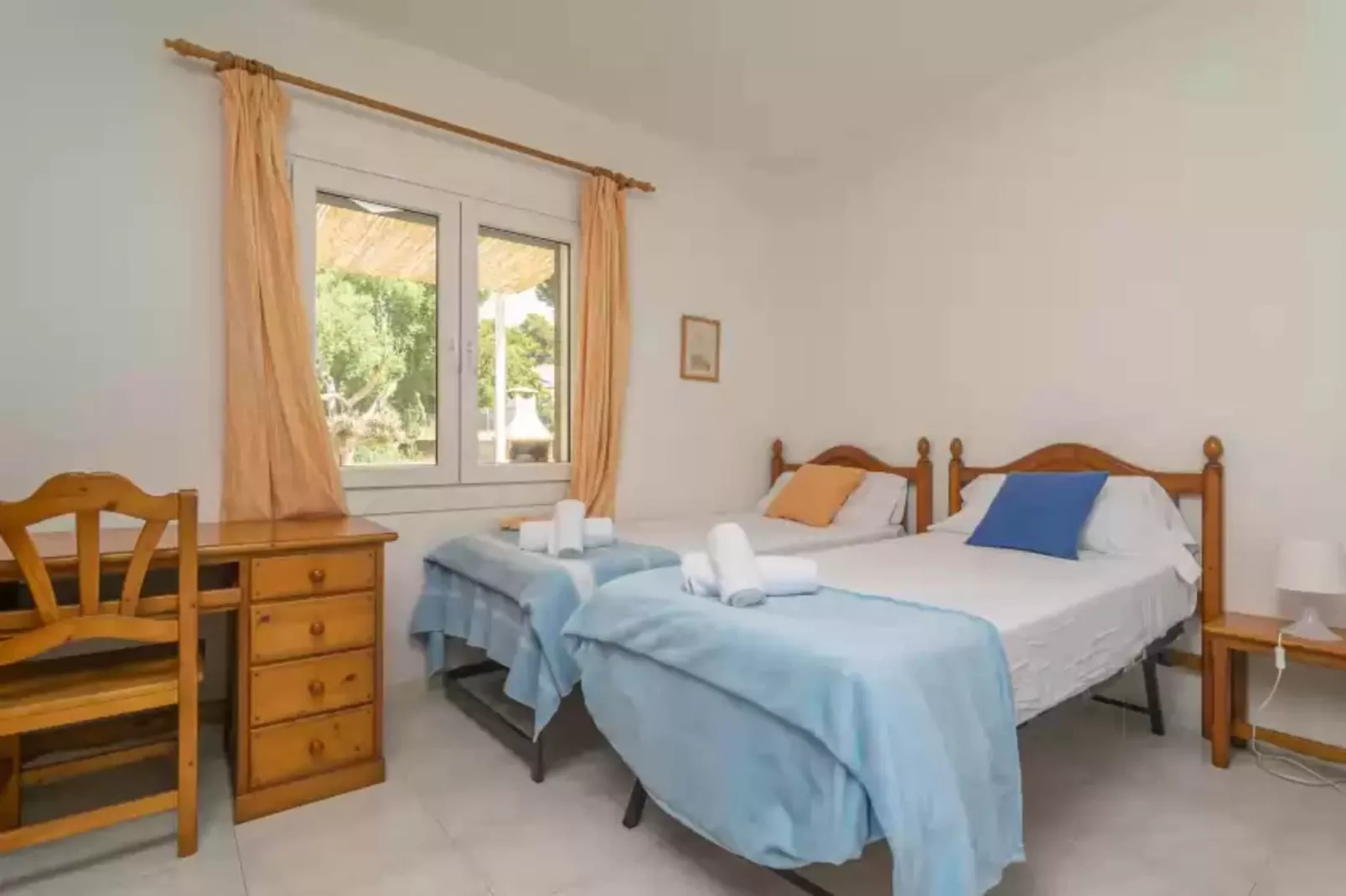 Casa Aina-Bedroom