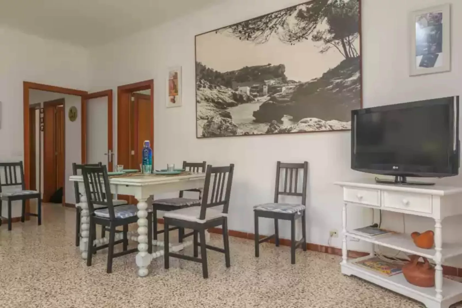 Pop-Dining room