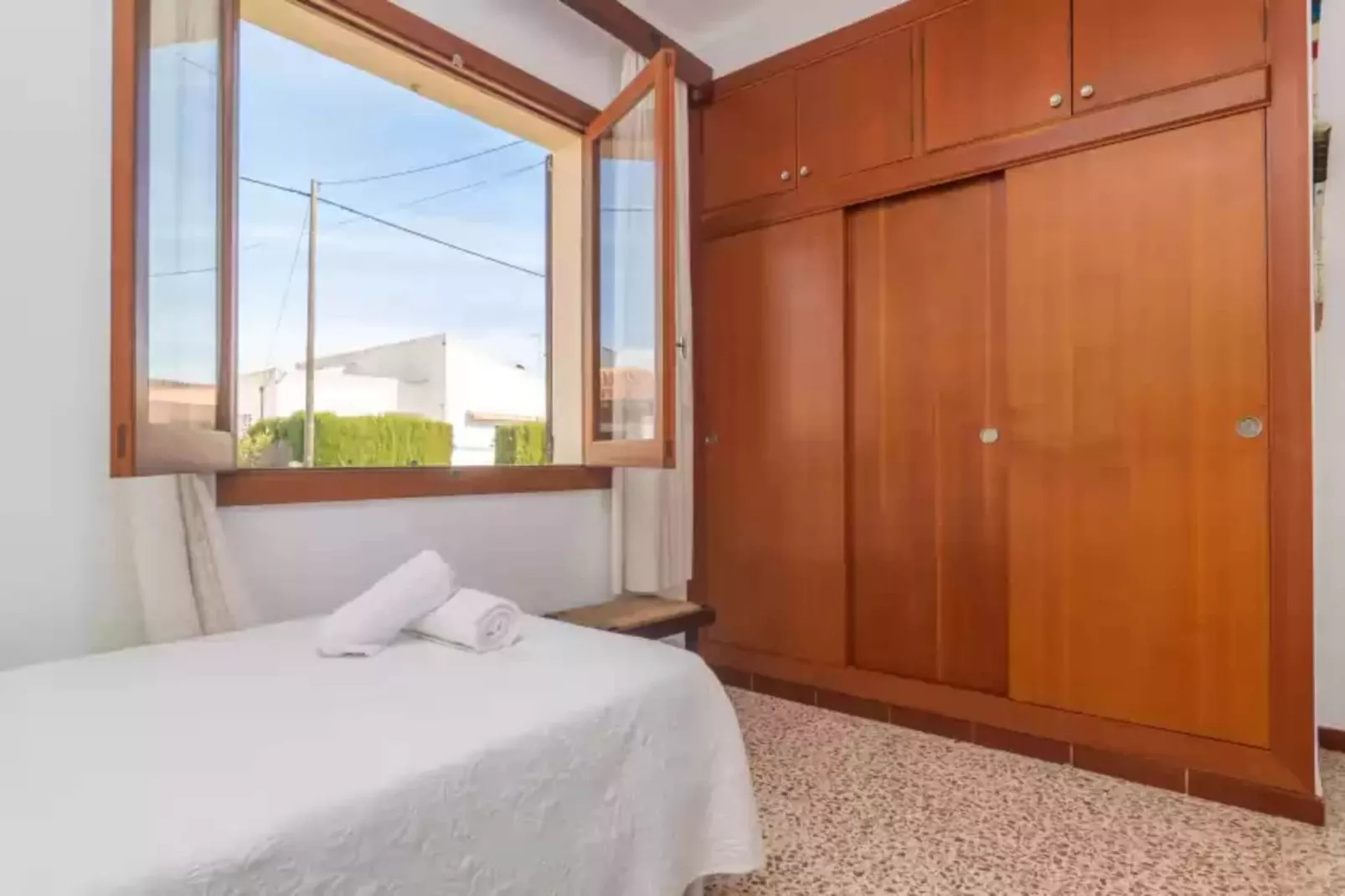 Pop-Bedroom