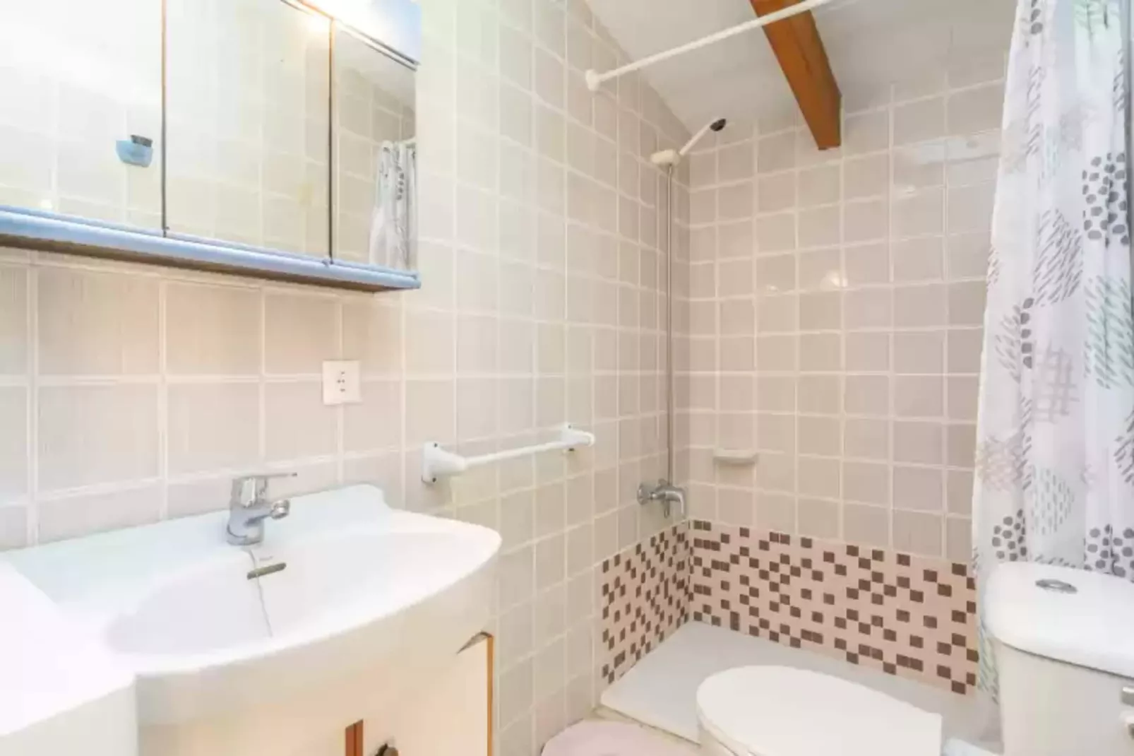 Pop-Bathroom
