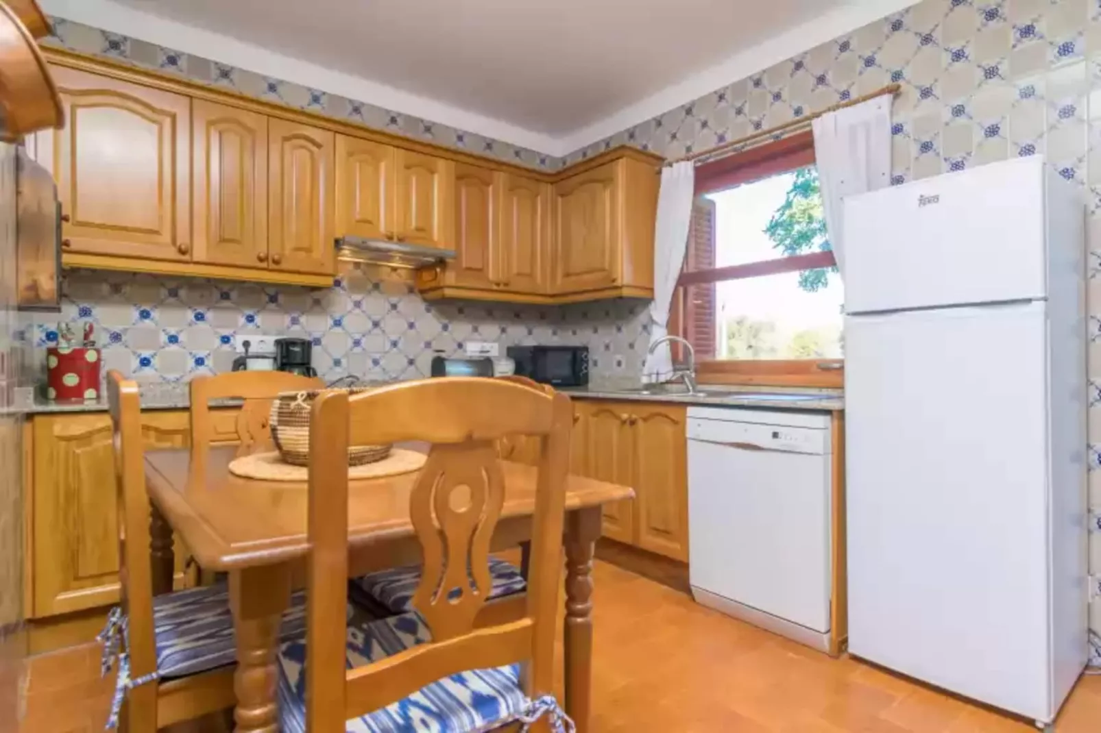 Can Calistro-Dining room