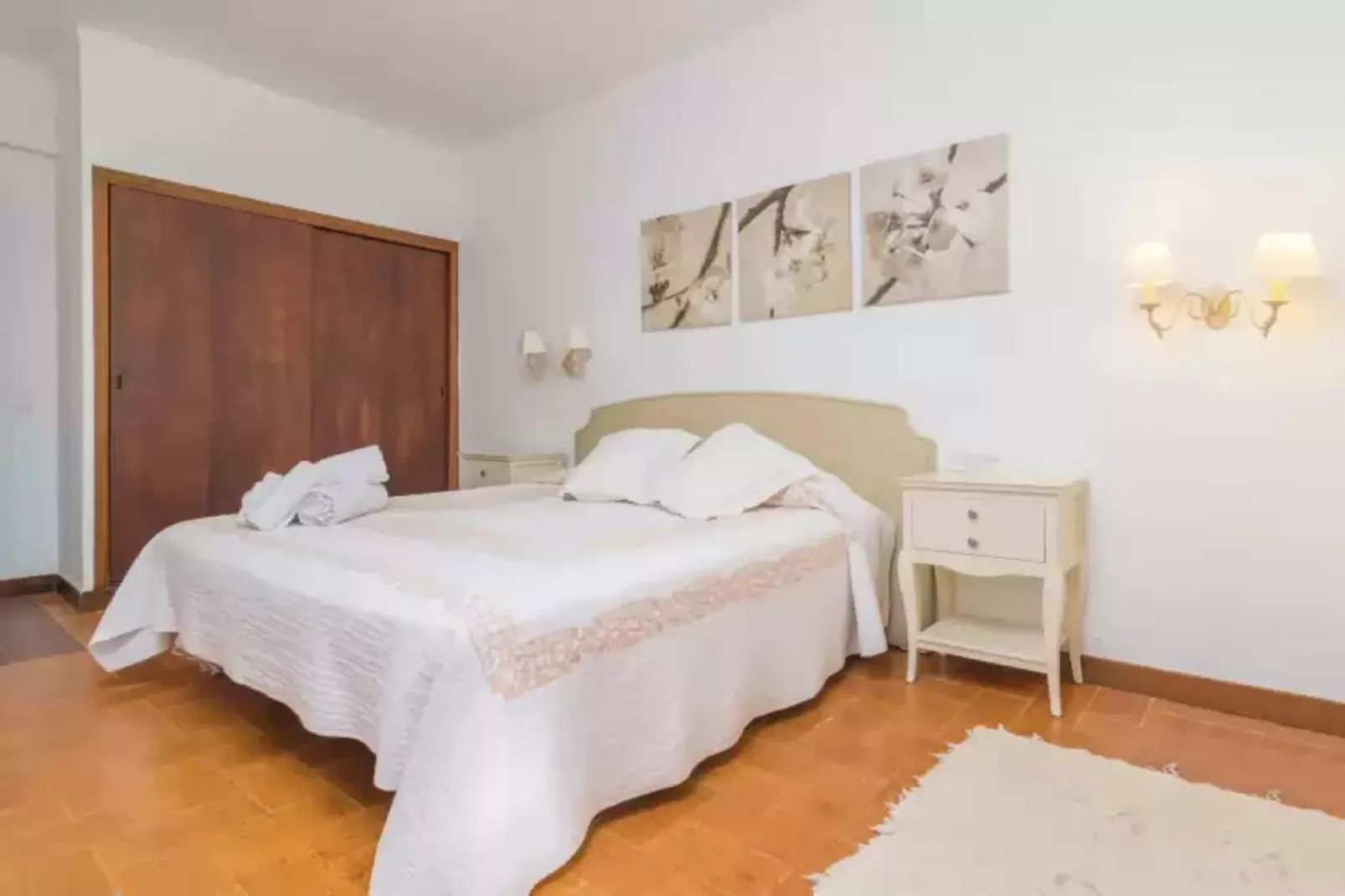 Can Calistro-Bedroom
