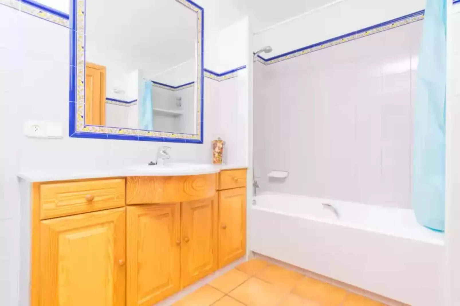 Can Calistro-Bathroom