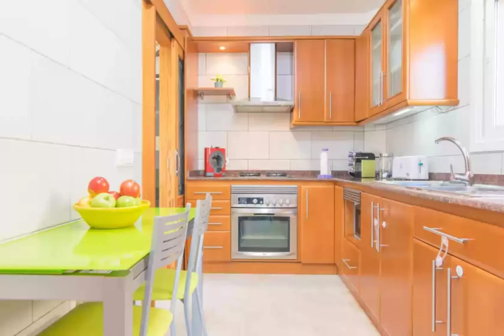 Lluna Home-Kitchen