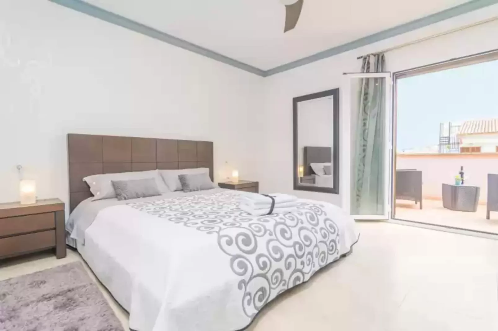Lluna Home-Bedroom