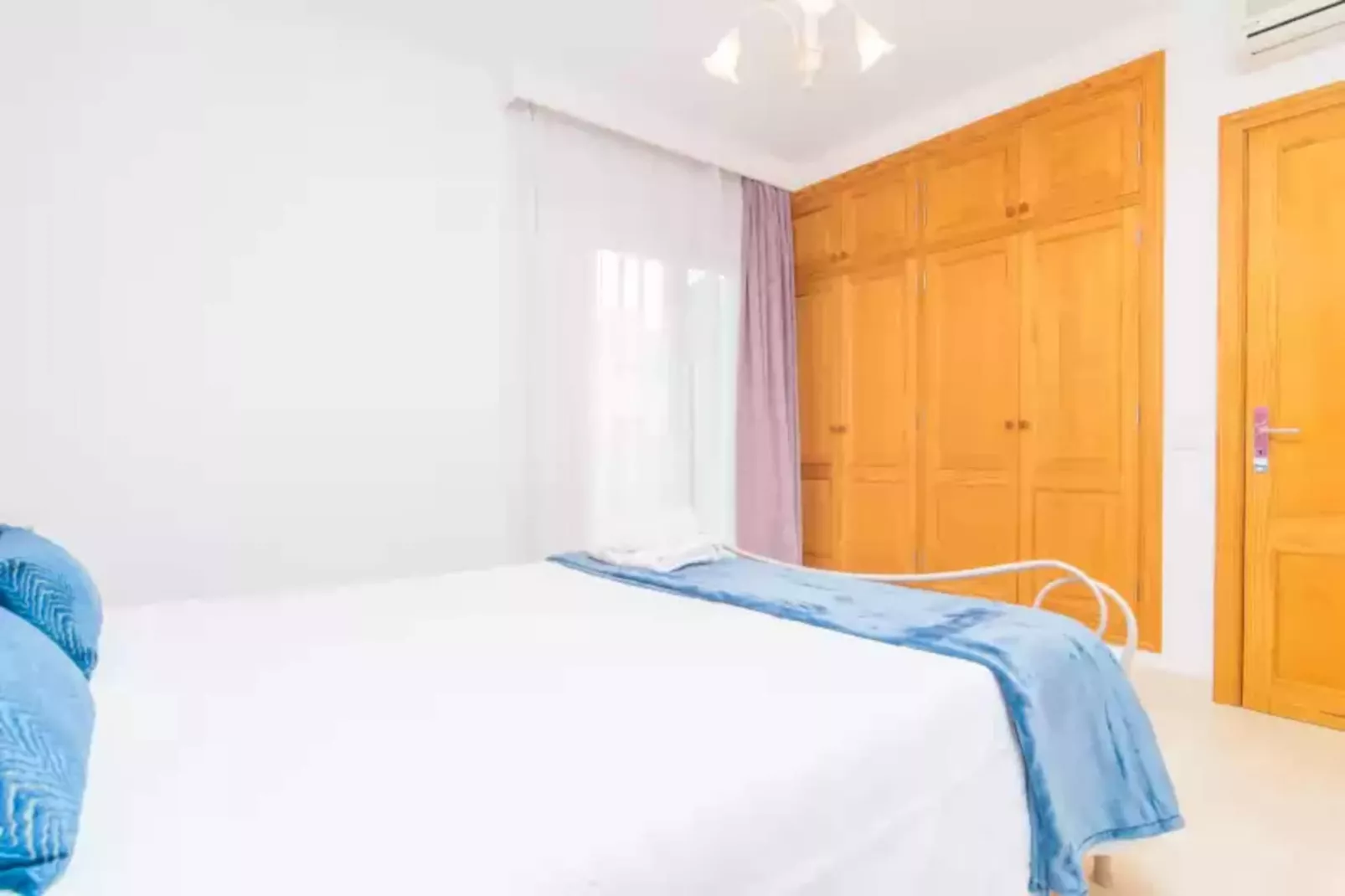 Lluna Home-Bedroom