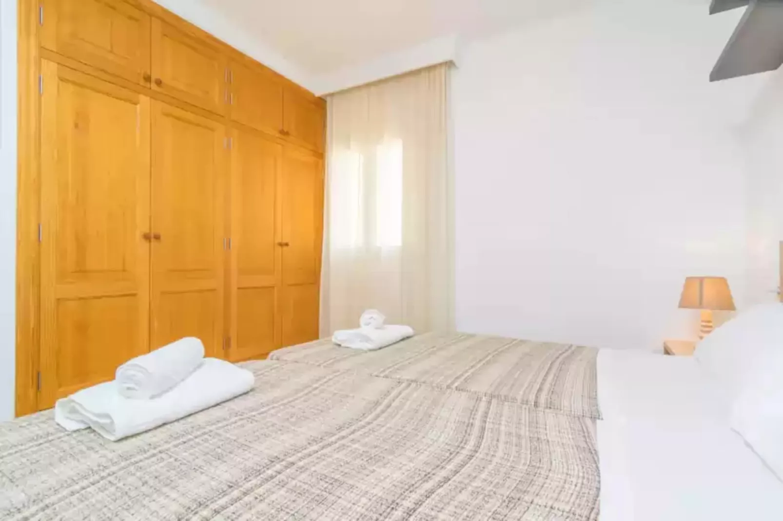 Lluna Home-Bedroom