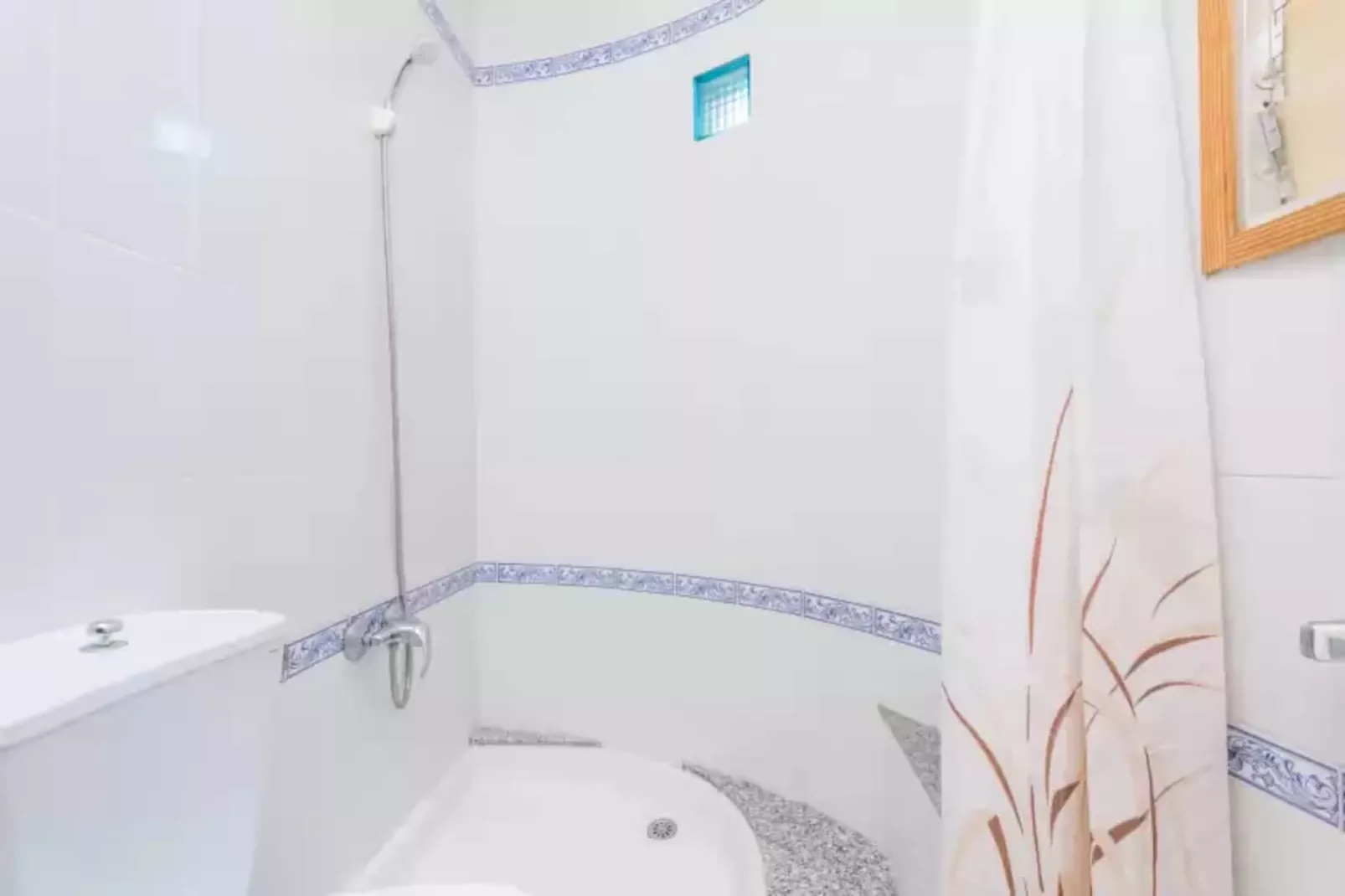 Sa Tanqueta De Ses Roques-Bathroom