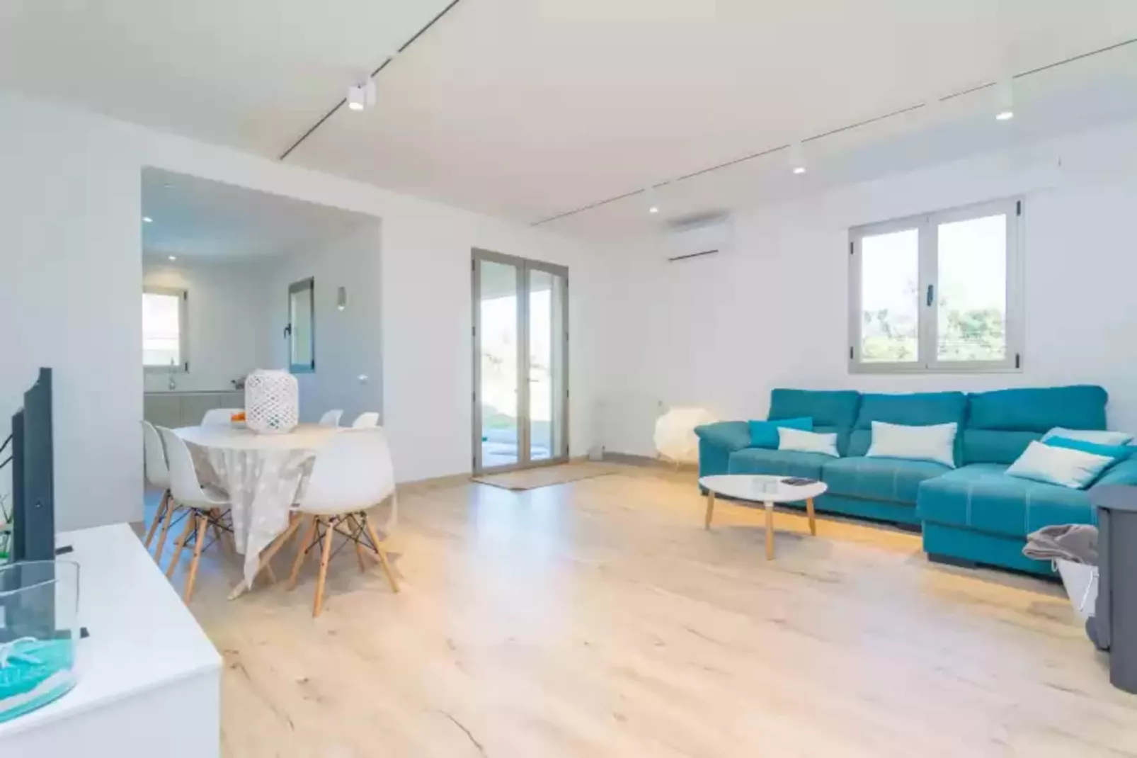 Can Colomer Ferragut-Living room