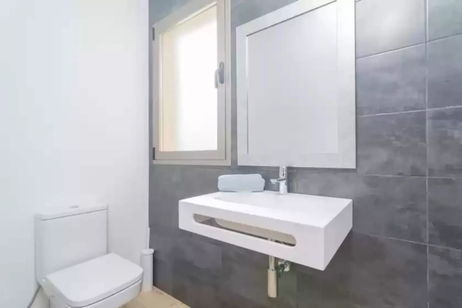 Can Colomer Ferragut-Bathroom