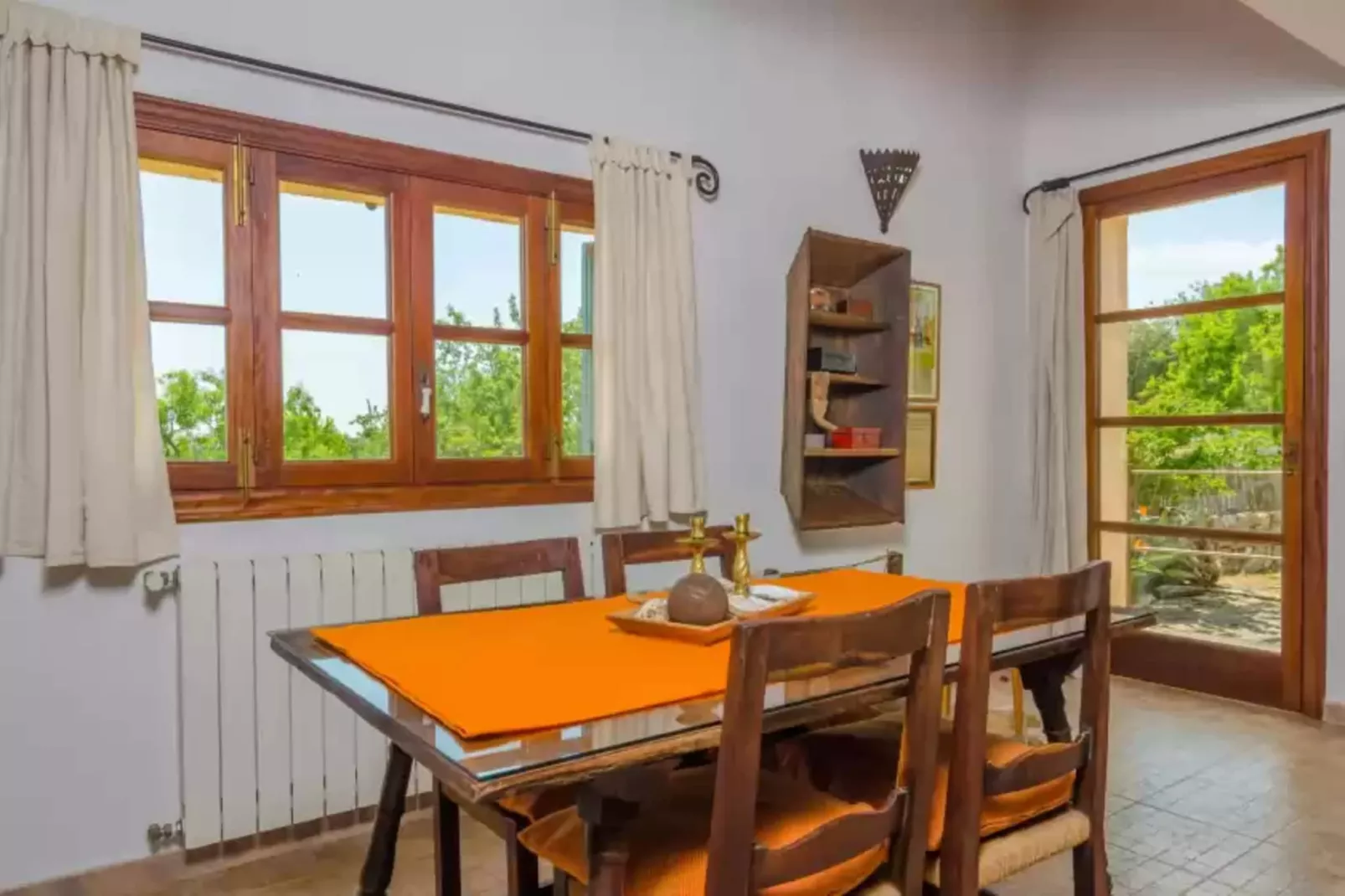 Ses Velletes 7-Dining room