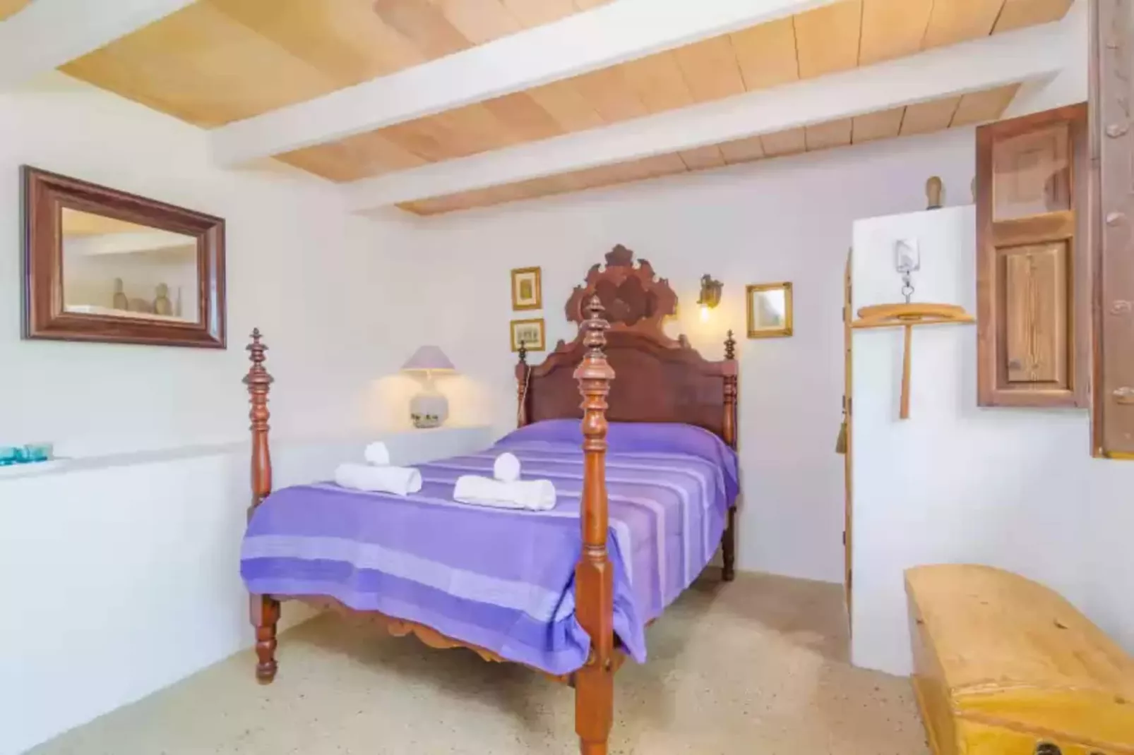 Ses Velletes 7-Bedroom