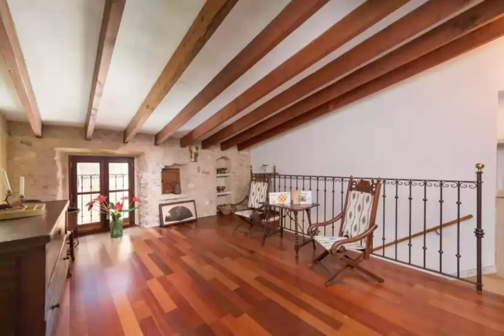 Can Vallori-Living room