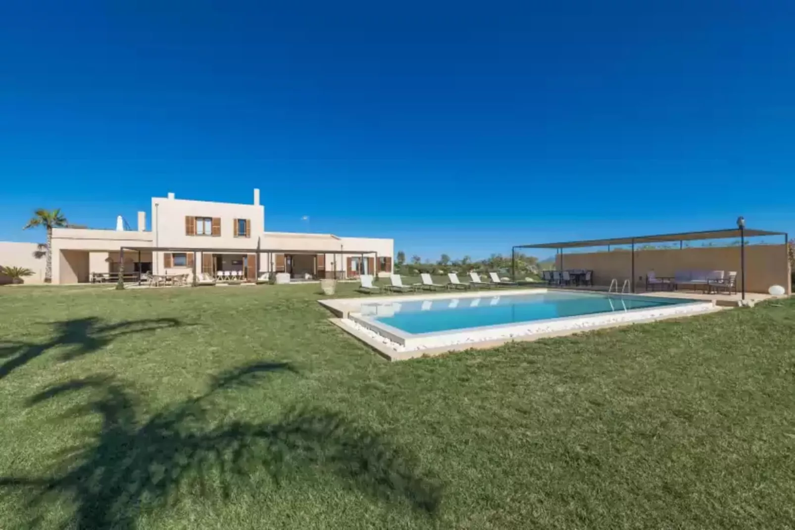 Talassa-Exterior summer
