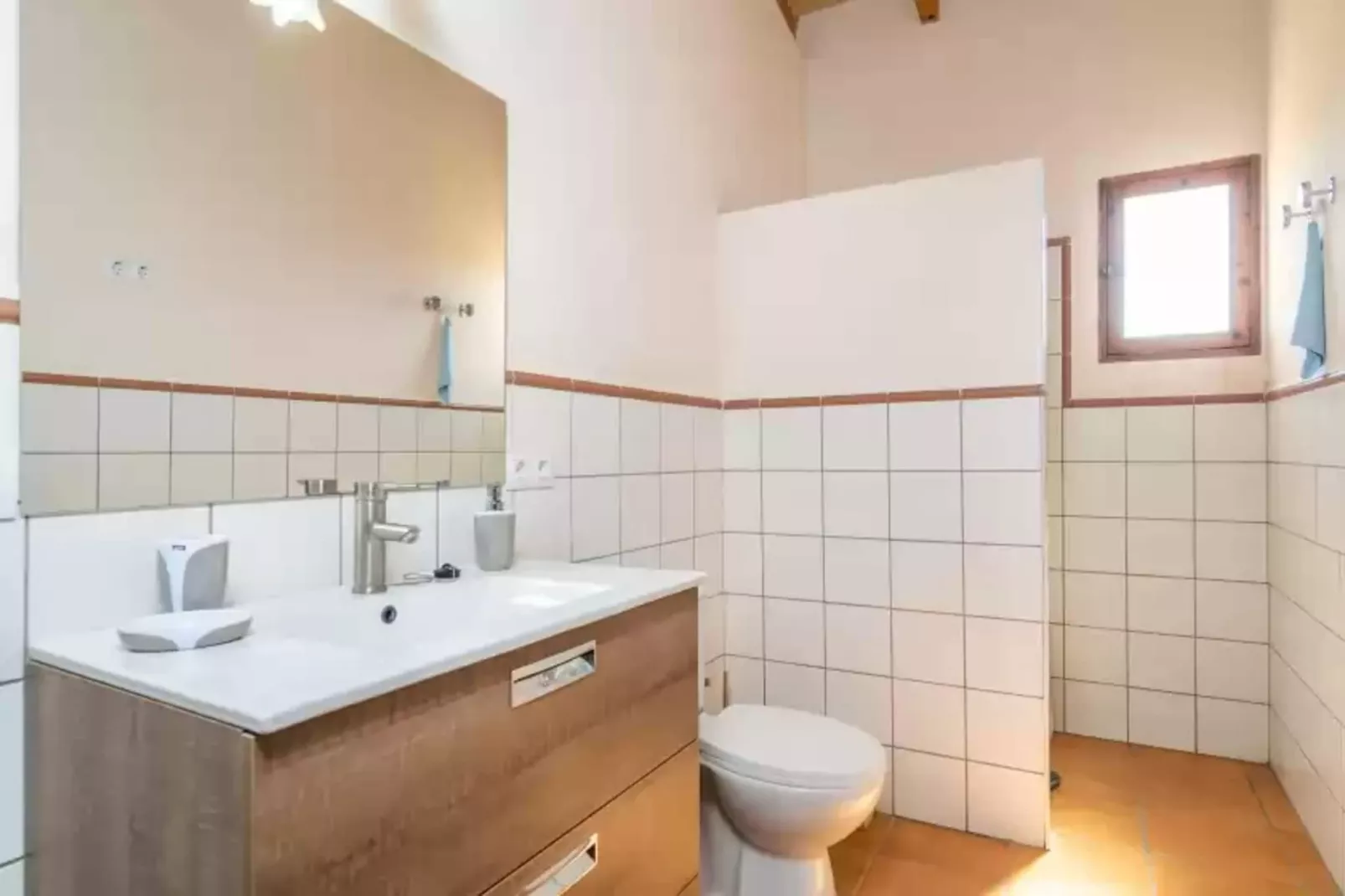 Lo Den Creus-Bathroom