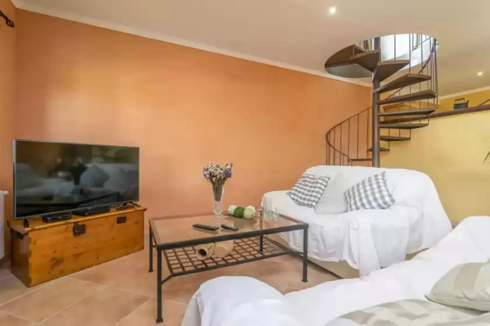 Can Ribas-Living room