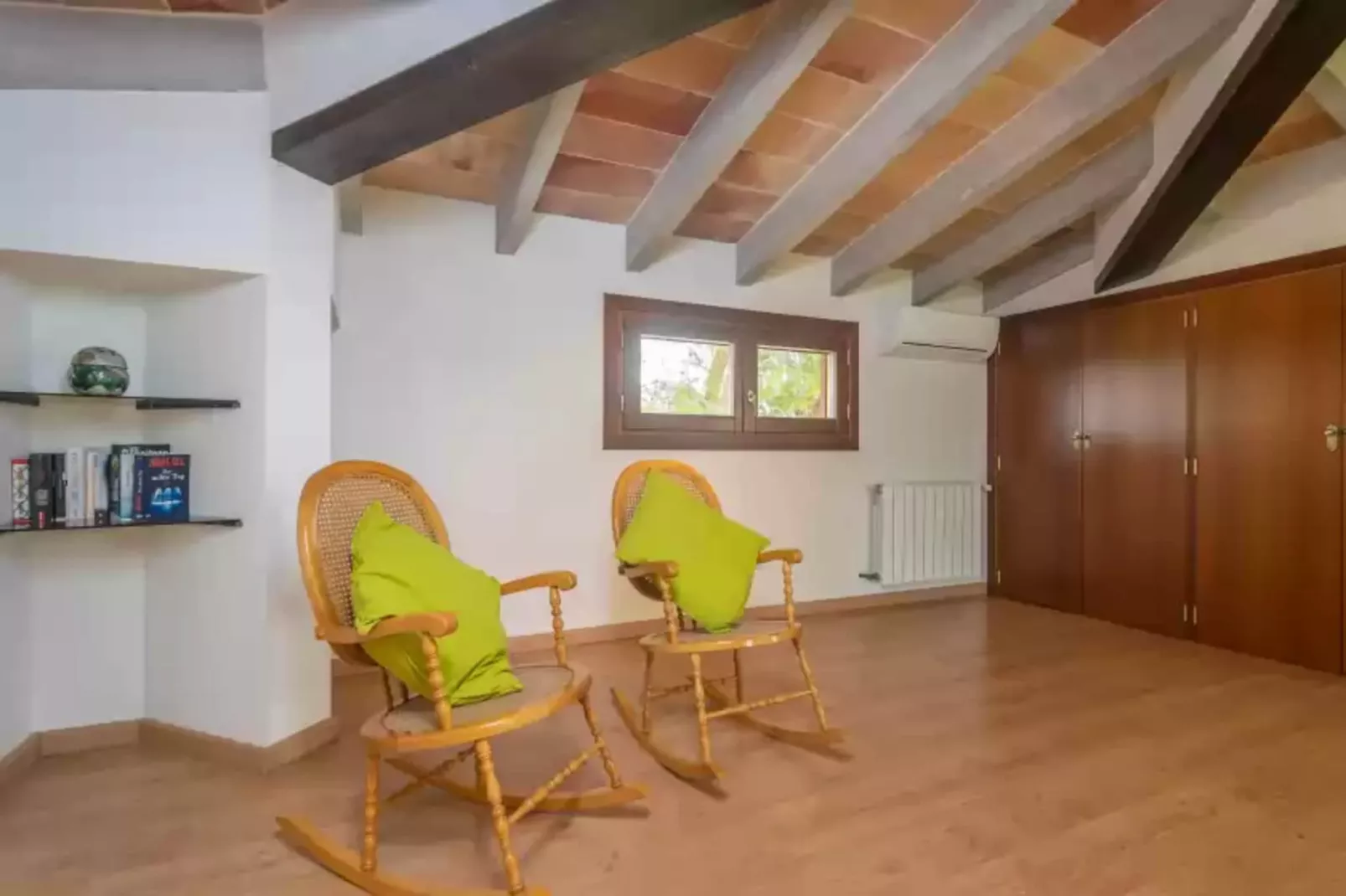 Can Ribas-Living room