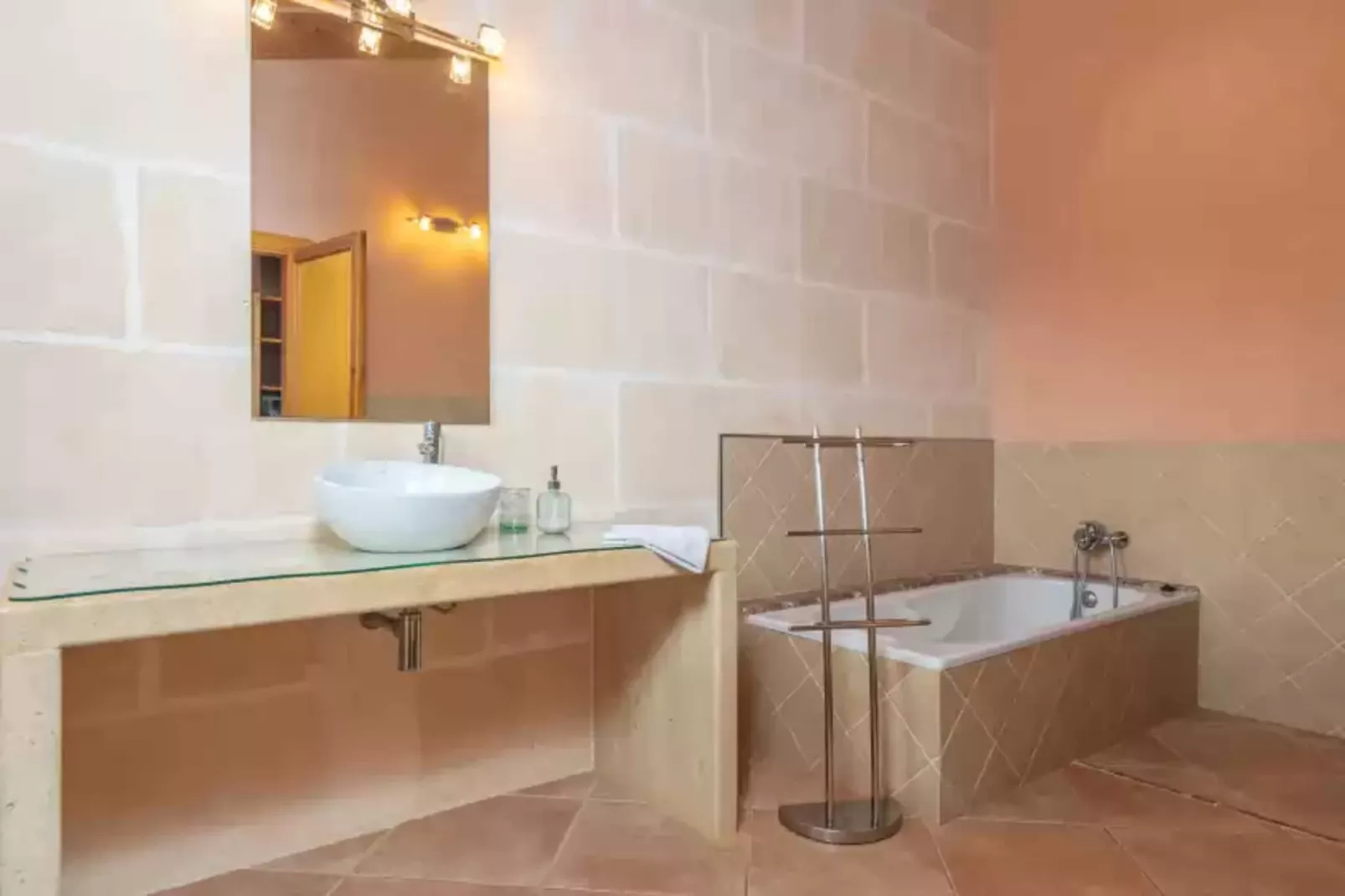 Can Ribas-Bathroom