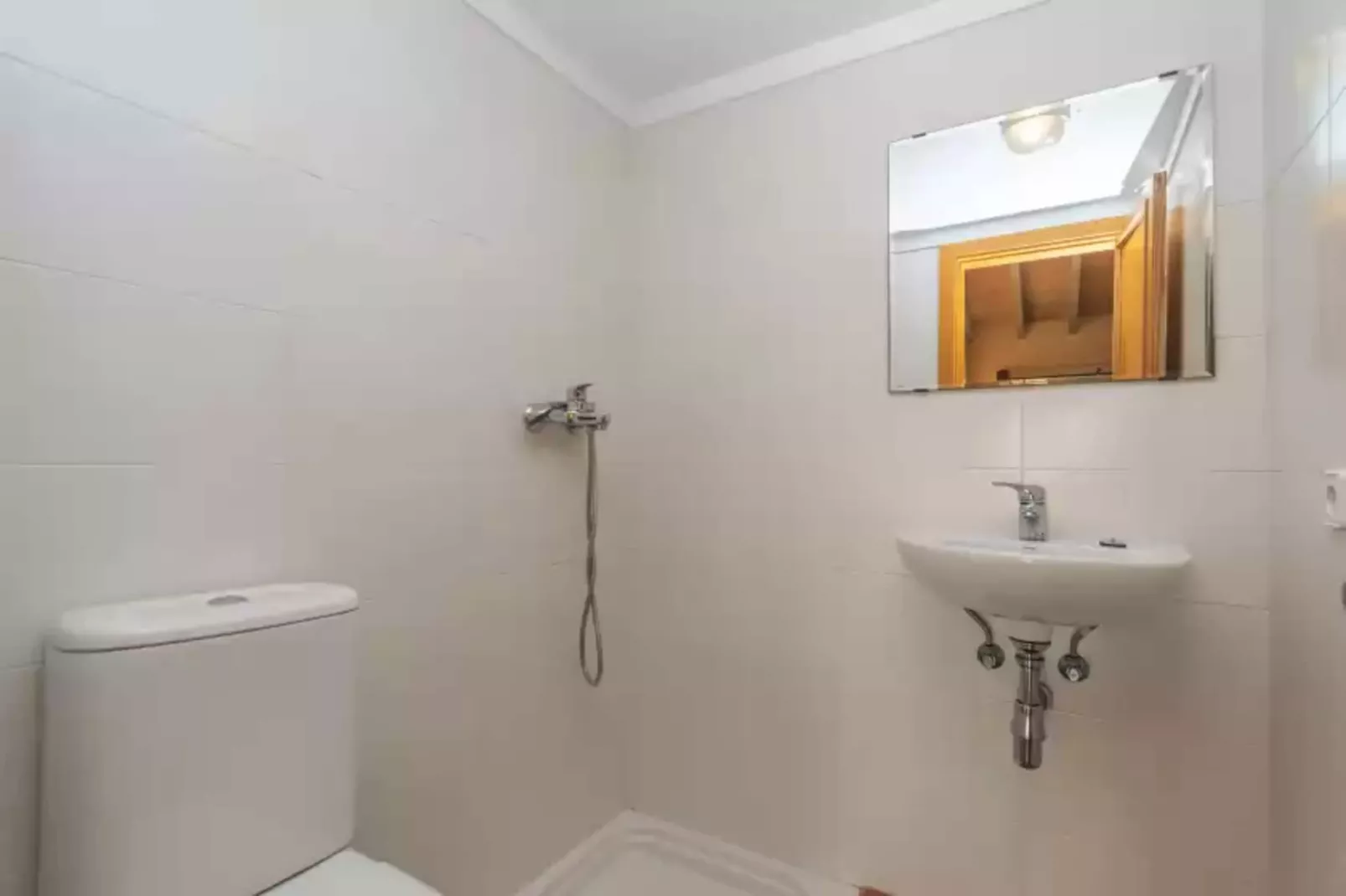 Can Ribas-Bathroom