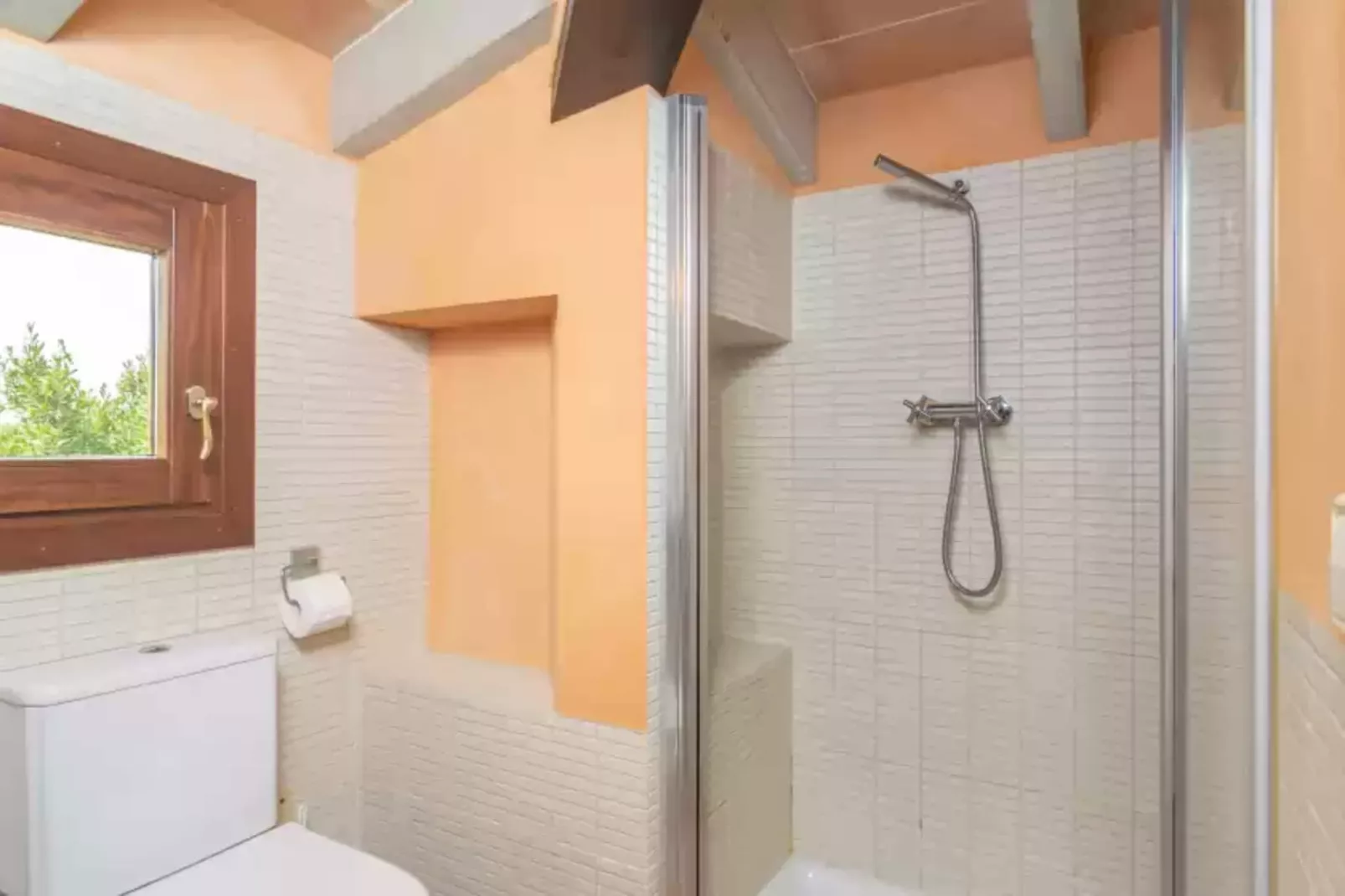 Can Ribas-Bathroom